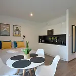 Subtelne I Stylowe Sun Seasons 24 W Karpaczu Z Umeblowanym Balkonem By Renters * Karpacz