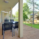 Subtelne I Stylowe Sun Seasons 24 W Karpaczu Z Umeblowanym Balkonem By Renters Apartment Karpacz