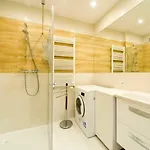 Subtelne I Stylowe Sun Seasons 24 W Karpaczu Z Umeblowanym Balkonem By Renters Apartment Karpacz