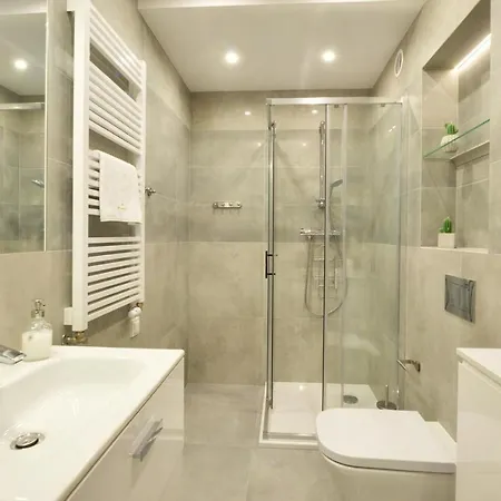 Subtelne I Stylowe Sun Seasons 24 W Karpaczu Z Umeblowanym Balkonem By Renters * 카르파츠