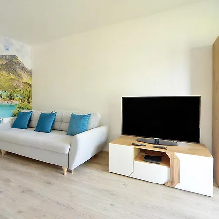 Subtelne I Stylowe Sun Seasons 24 W Karpaczu Z Umeblowanym Balkonem By Renters Карпач