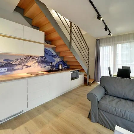 Subtelne I Stylowe Sun Seasons 24 W Karpaczu Z Umeblowanym Balkonem By Renters Апартаменты