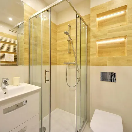 Апартаменты Subtelne I Stylowe Sun Seasons 24 W Karpaczu Z Umeblowanym Balkonem By Renters Карпач