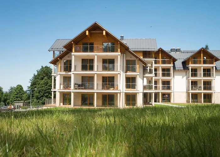 Subtelne I Stylowe Sun Seasons 24 W Karpaczu Z Umeblowanym Balkonem By Renters *