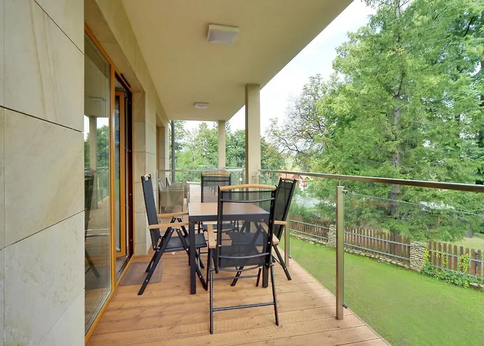 Subtelne I Stylowe Sun Seasons 24 W Karpaczu Z Umeblowanym Balkonem By Renters 卡尔帕奇