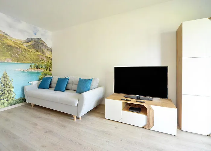 Subtelne I Stylowe Sun Seasons 24 W Karpaczu Z Umeblowanym Balkonem By Renters Karpacz