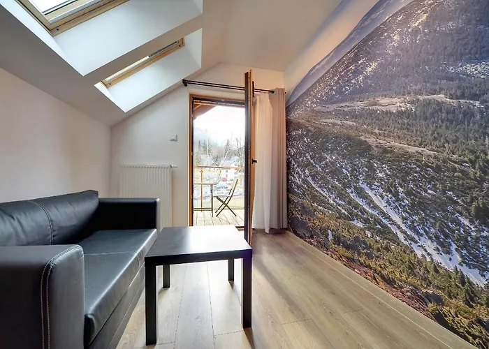 Subtelne I Stylowe Sun Seasons 24 W Karpaczu Z Umeblowanym Balkonem By Renters Apartment *