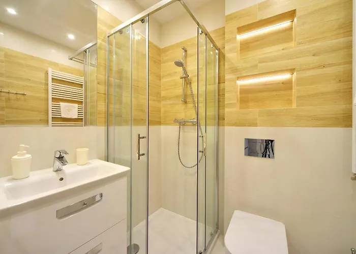 公寓 Subtelne I Stylowe Sun Seasons 24 W Karpaczu Z Umeblowanym Balkonem By Renters 卡尔帕奇